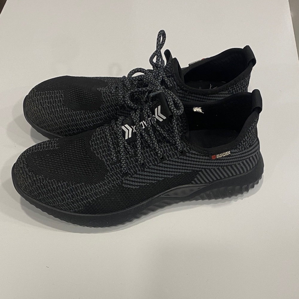 Suadex Men’s Composite Toe Slip Resistant Athletic Sneakers - 9